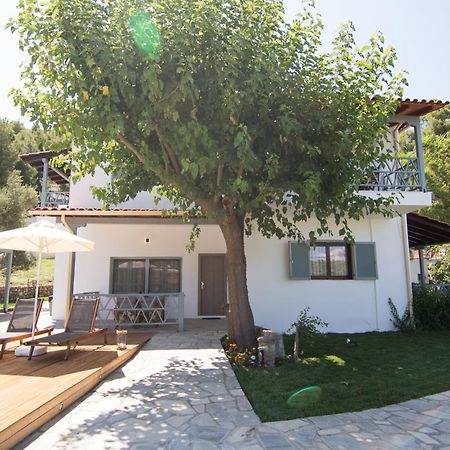 Casa Luxury Suites Paliouri Bagian luar foto