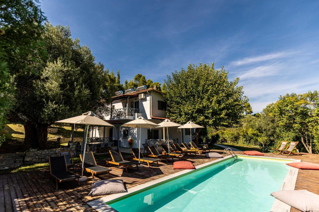 Casa Luxury Suites Paliouri Bagian luar foto
