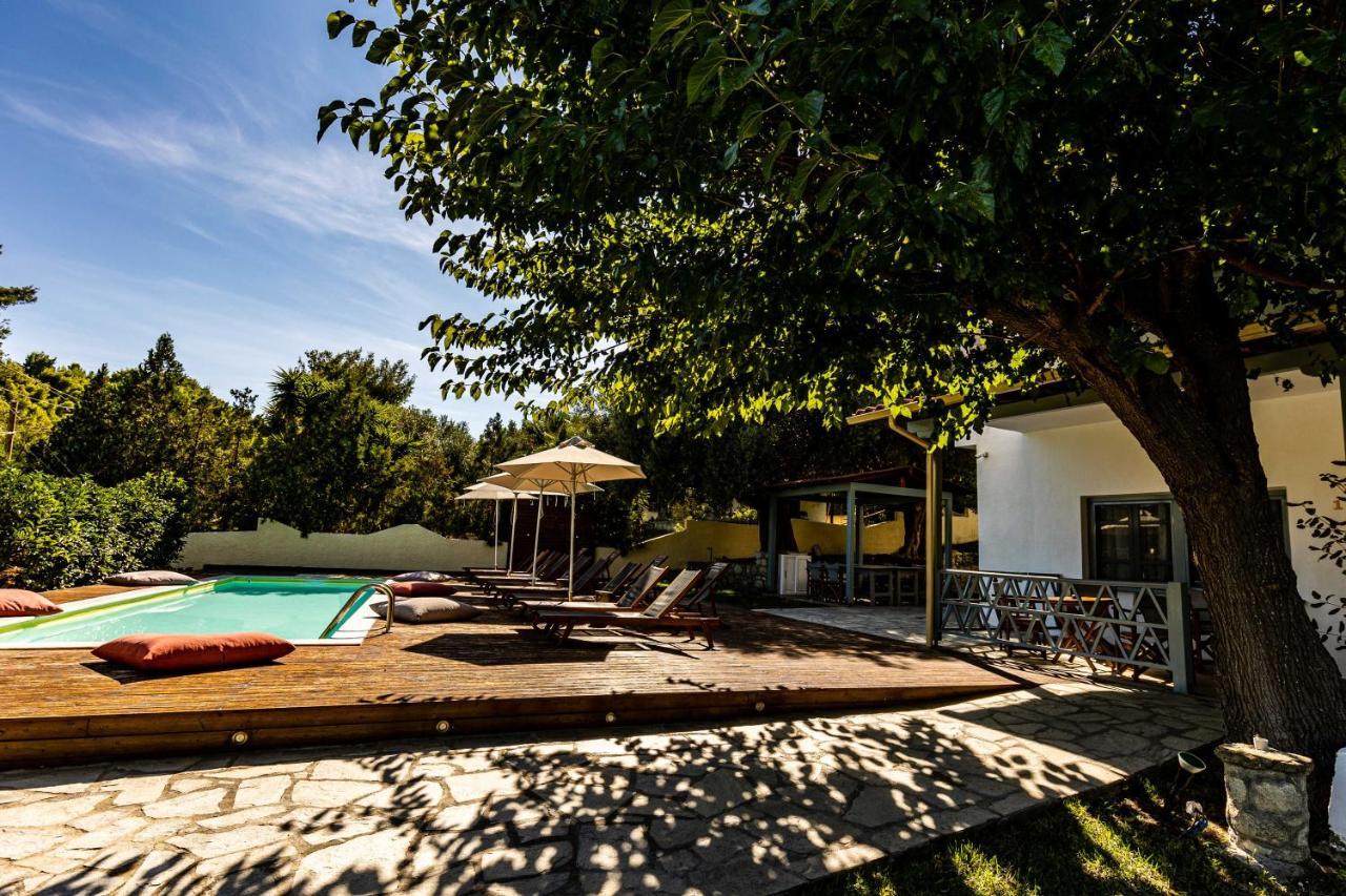 Casa Luxury Suites Paliouri Bagian luar foto