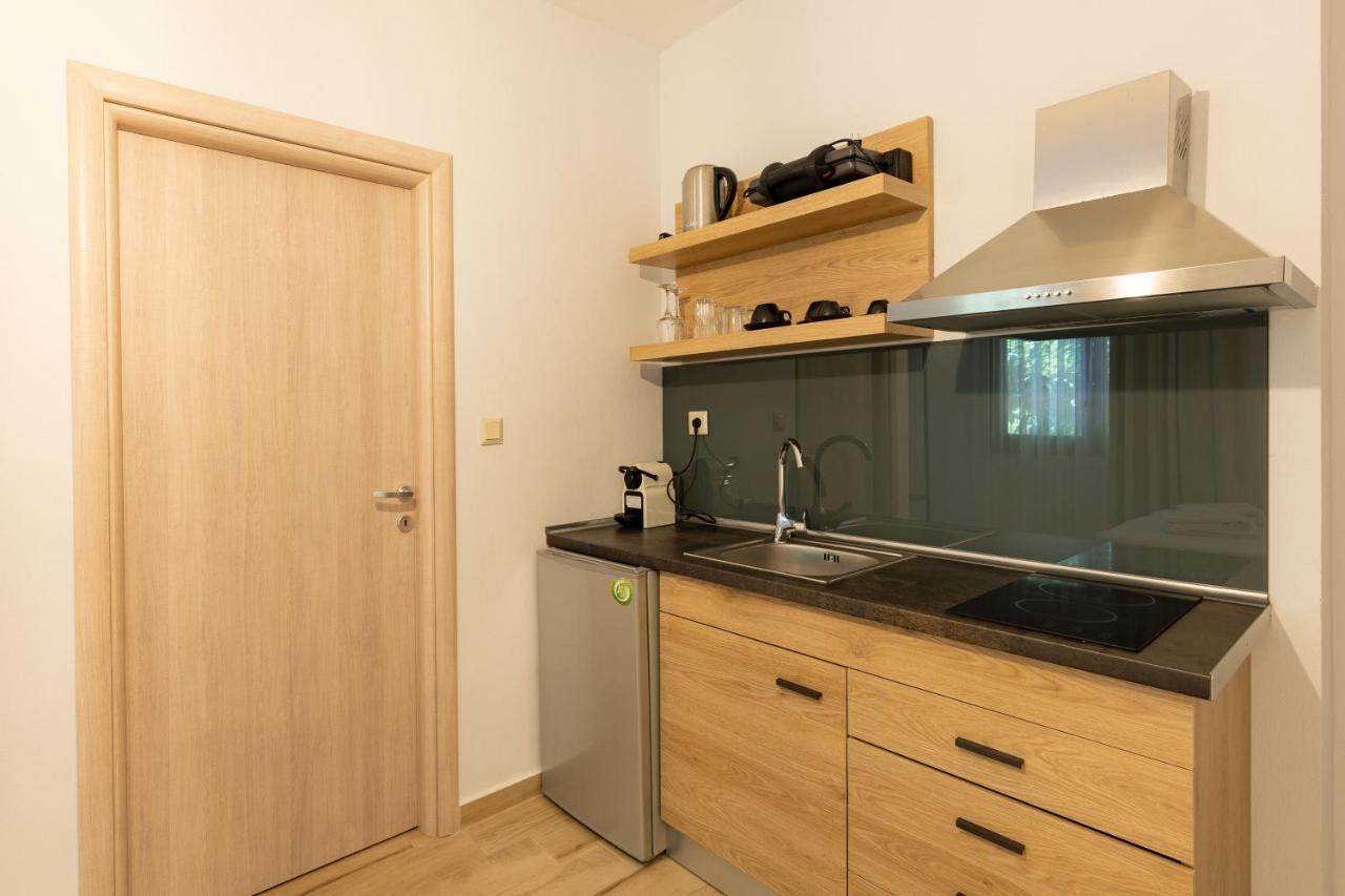 Casa Luxury Suites Paliouri Bagian luar foto