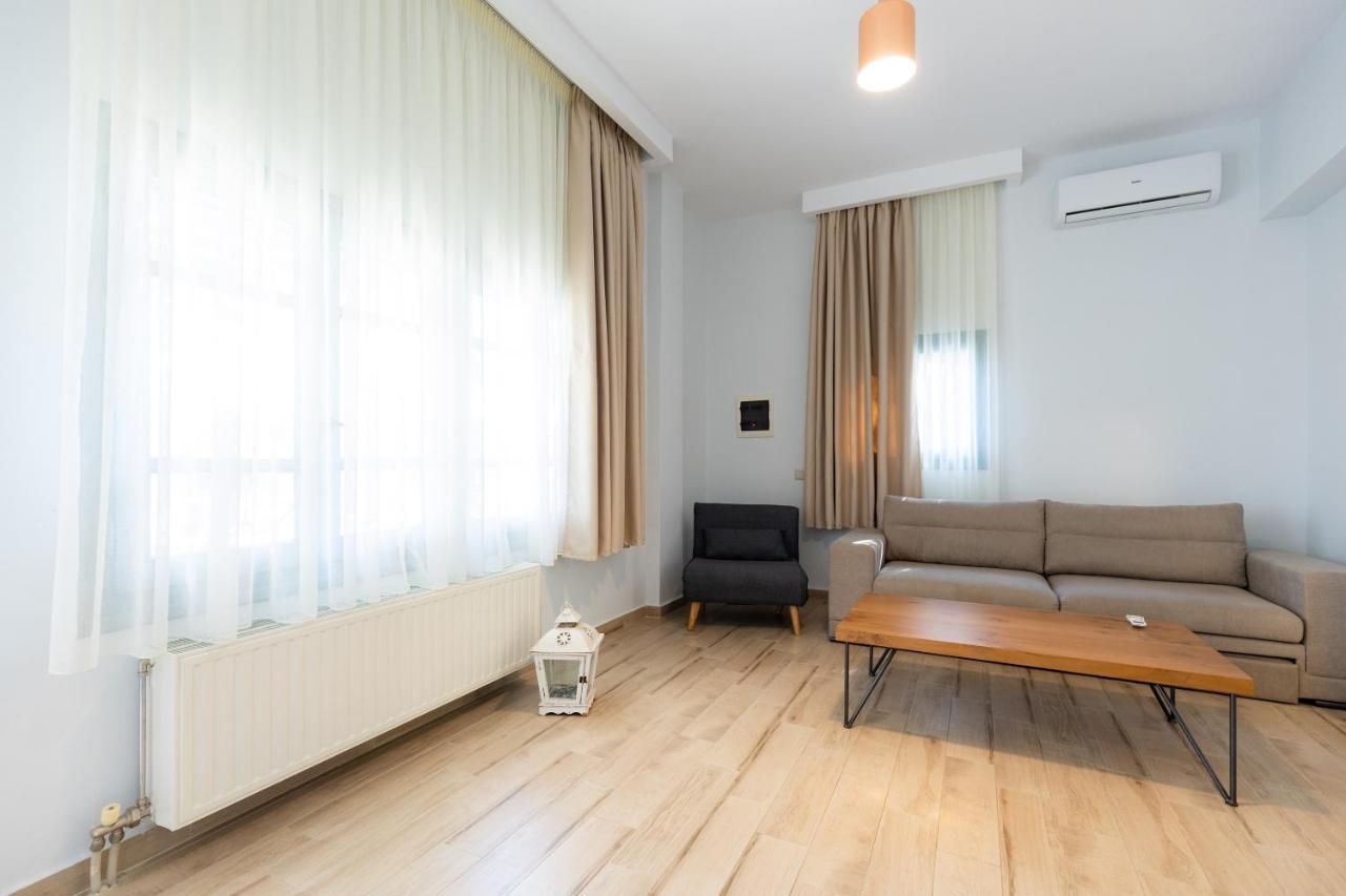 Casa Luxury Suites Paliouri Bagian luar foto